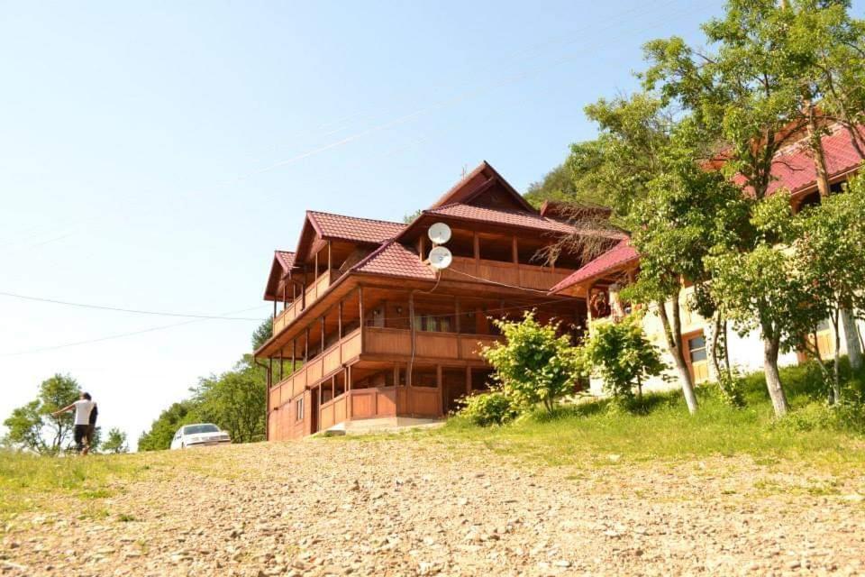 Casa Din Barsana Hotel Bîrsana Esterno foto